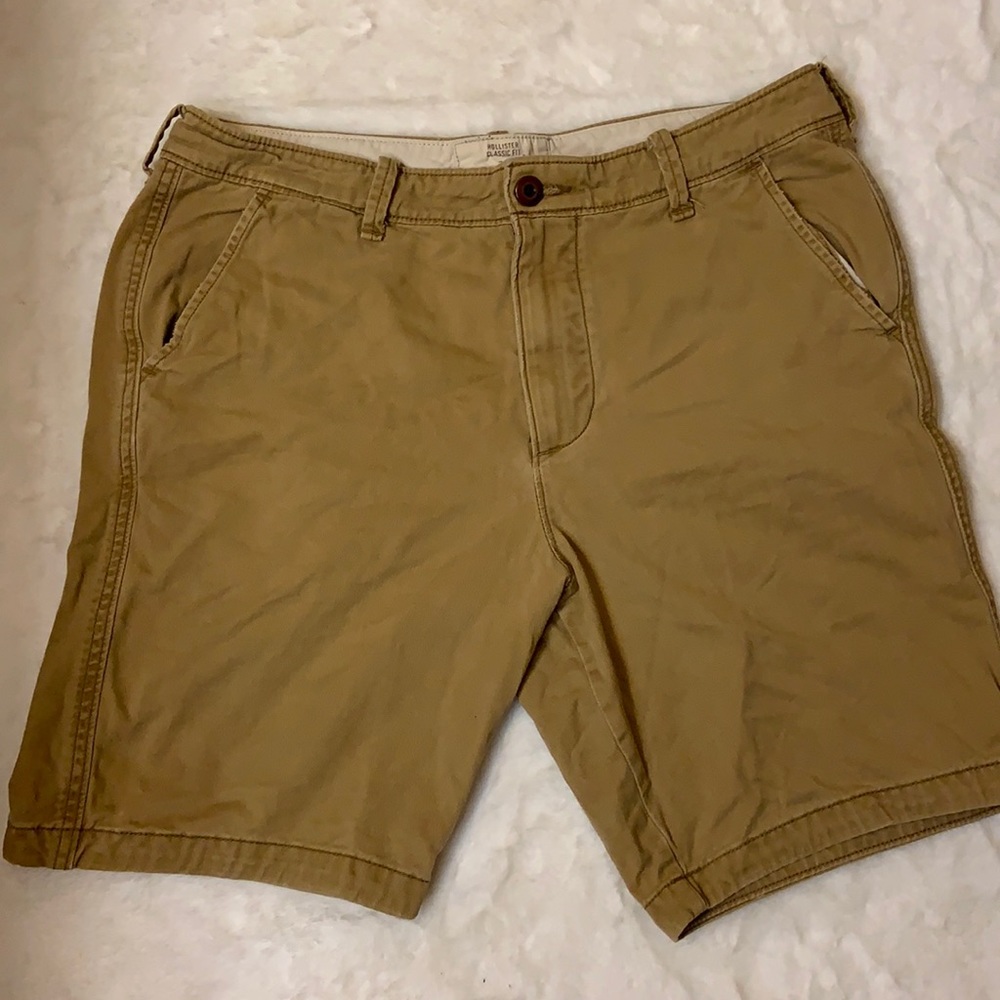 Hollister Shorts Khaki Men’s Size 34
